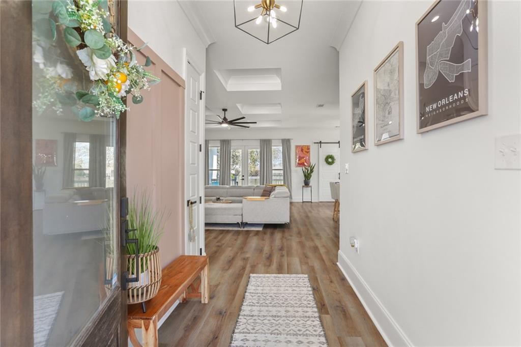 2909 DECOMINE Drive