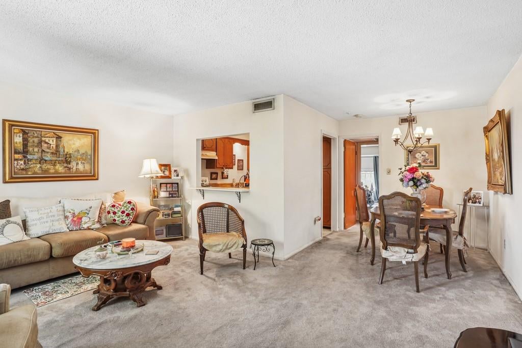 2712 WHITNEY Place 627