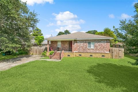 2126 GENERAL COLLINS Avenue New Orleans LA 70114