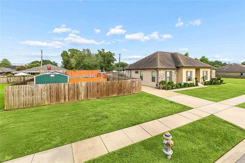 3001 VERONICA Drive