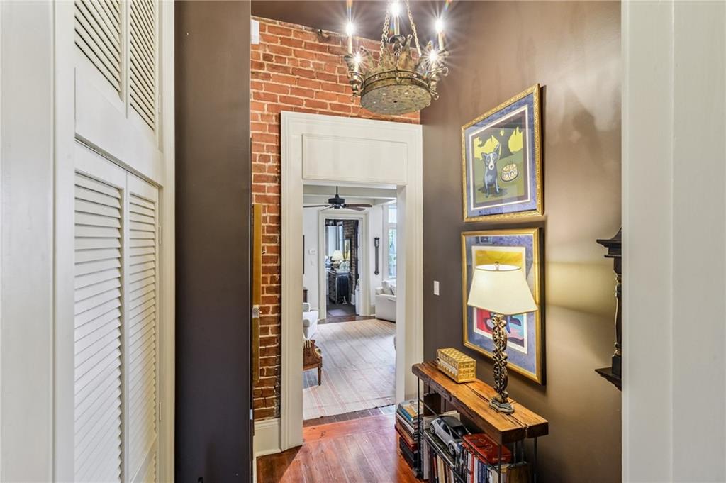 1404 PRYTANIA Street E1