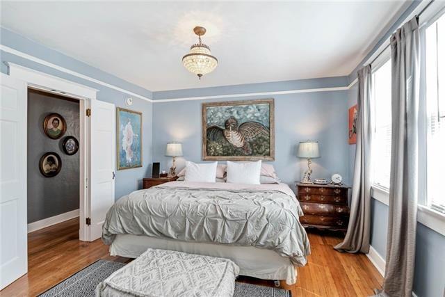 New Orleans, Louisiana 70115, United States, 4 Bedrooms Bedrooms, ,3 BathroomsBathrooms,Residential,Pending,37072
