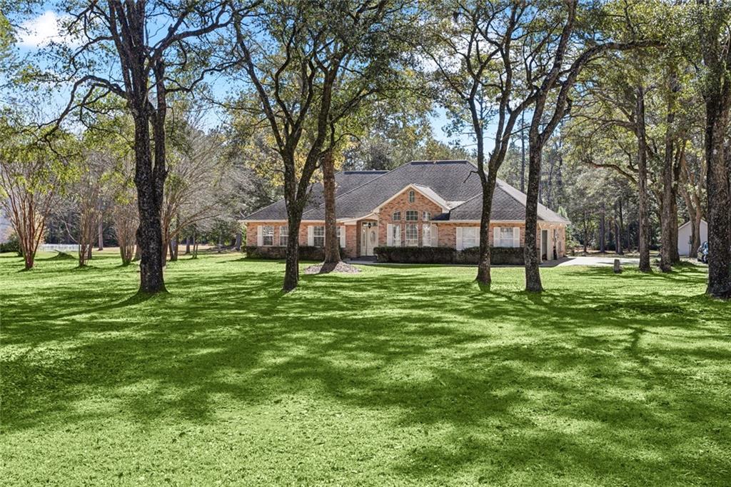 22476 LONGLEAF Drive