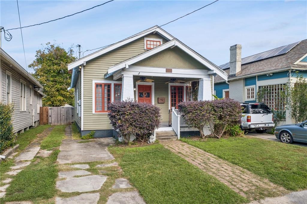 4927 S JOHNSON Street