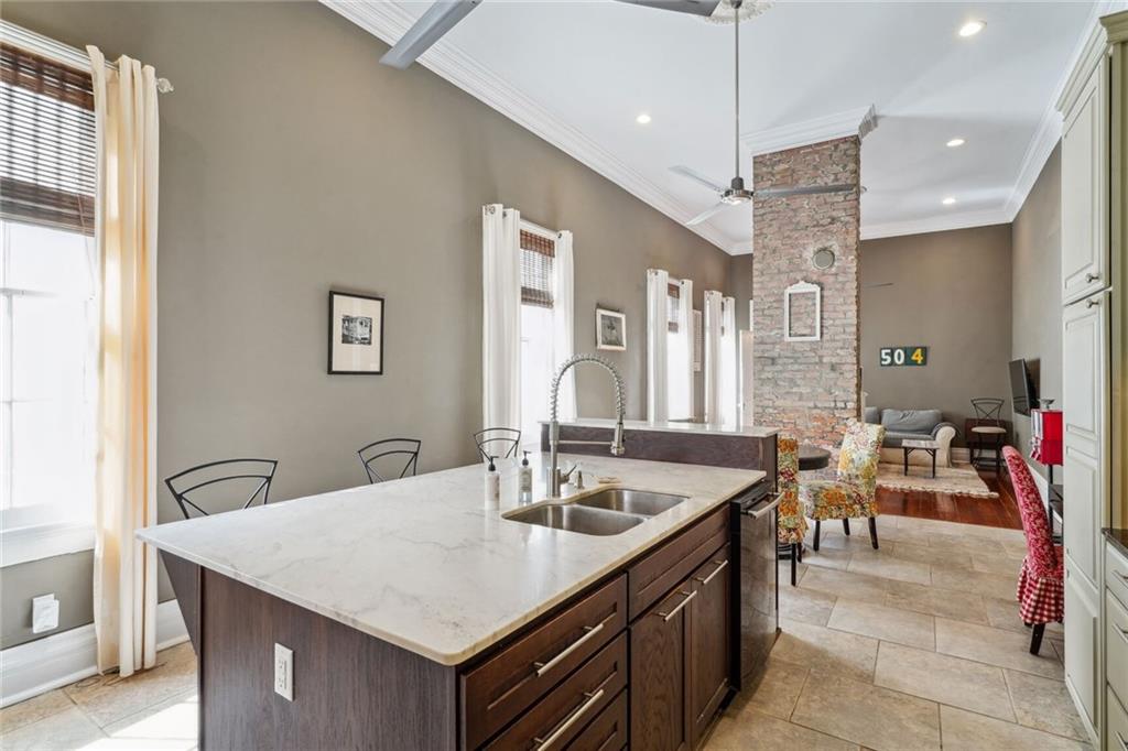 New Orleans, Louisiana 70118, United States, 5 Bedrooms Bedrooms, ,4 BathroomsBathrooms,Residential,Active,69208