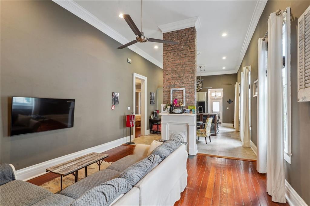 New Orleans, Louisiana 70118, United States, 5 Bedrooms Bedrooms, ,4 BathroomsBathrooms,Residential,Active,69208