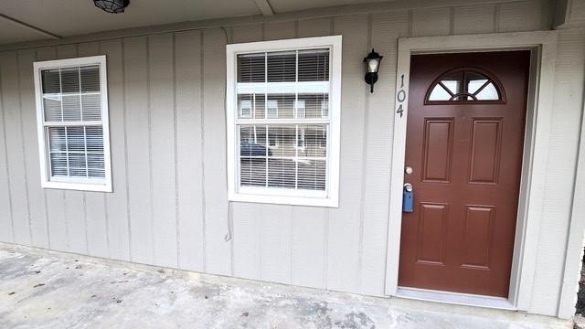 Metairie, Louisiana 70005, United States, 1 Bedroom Bedrooms, ,1 BathroomBathrooms,Residential,Active,27054