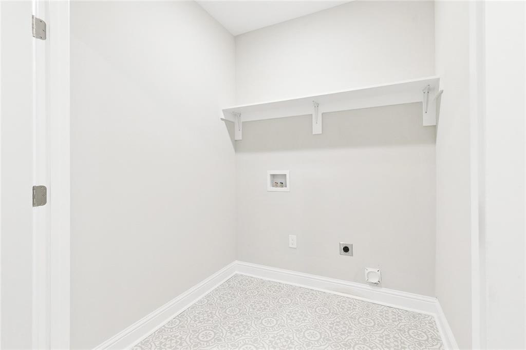 New Orleans, Louisiana 70112, United States, 3 Bedrooms Bedrooms, ,3 BathroomsBathrooms,Residential,Active,249908