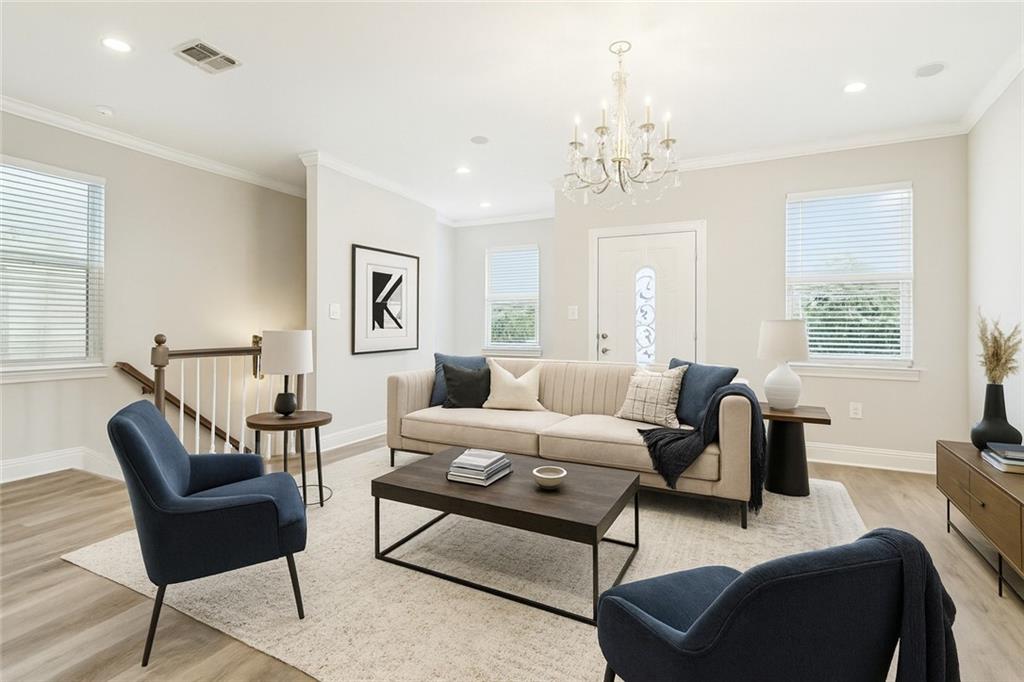 New Orleans, Louisiana 70112, United States, 3 Bedrooms Bedrooms, ,3 BathroomsBathrooms,Residential,Active,249908