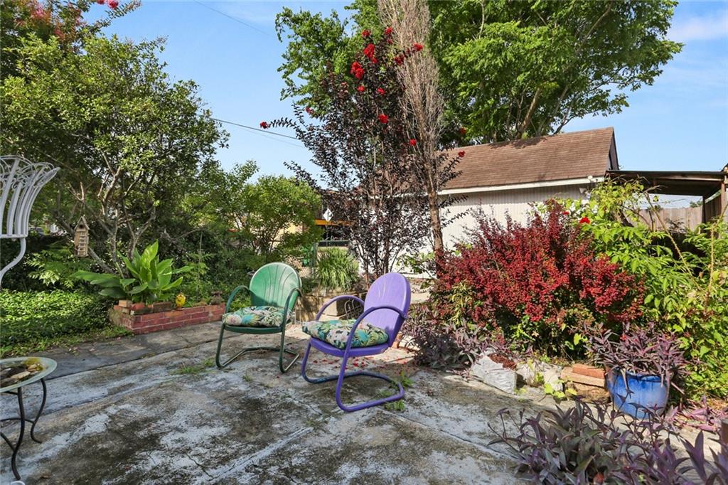 800 FRANKLIN Avenue