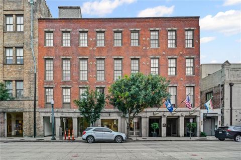 448 JULIA Street 218 New Orleans LA 70130
