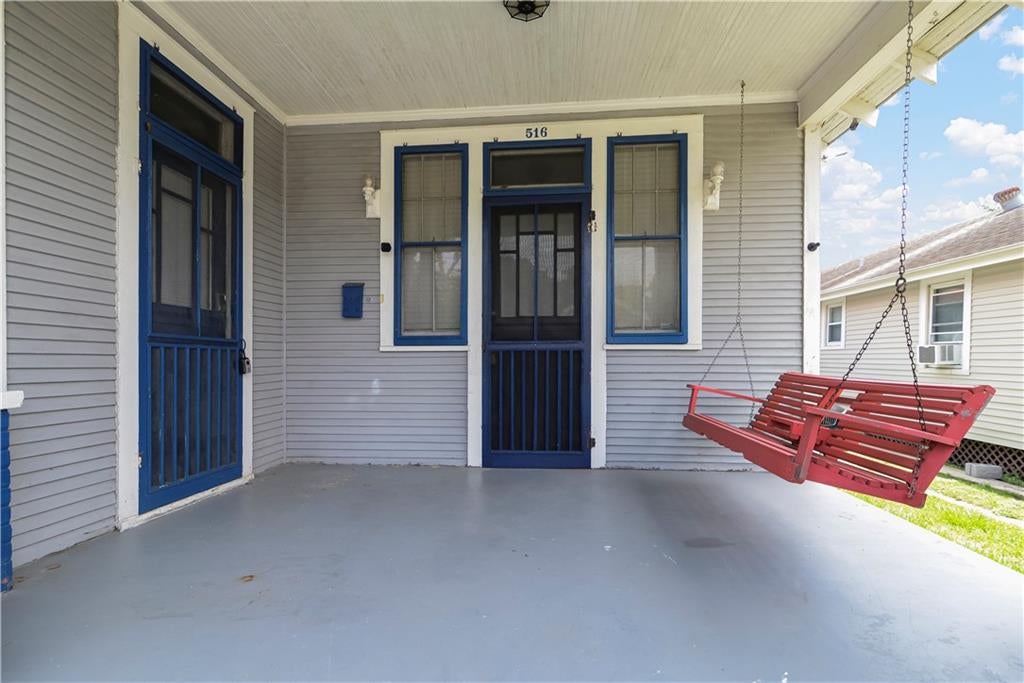 516 MONROE Street
