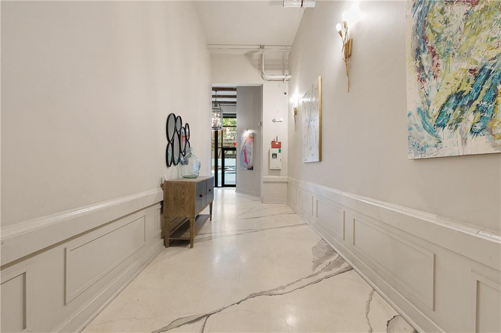 528 BARONNE Street 504