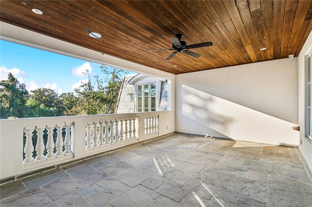 Mandeville, Louisiana 70471, United States, 10 Bedrooms Bedrooms, ,12 BathroomsBathrooms,Residential,Active,239375