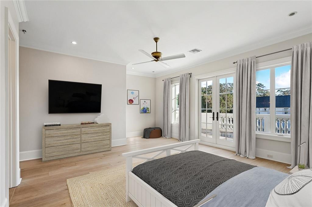 Mandeville, Louisiana 70471, United States, 10 Bedrooms Bedrooms, ,12 BathroomsBathrooms,Residential,Active,239375