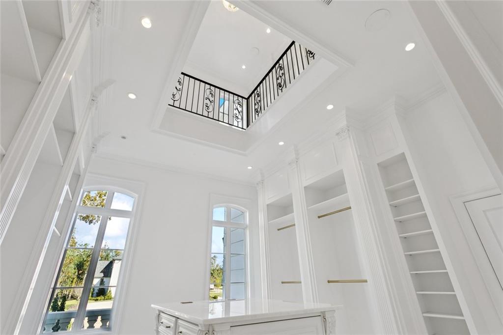 Mandeville, Louisiana 70471, United States, 10 Bedrooms Bedrooms, ,12 BathroomsBathrooms,Residential,Active,239375