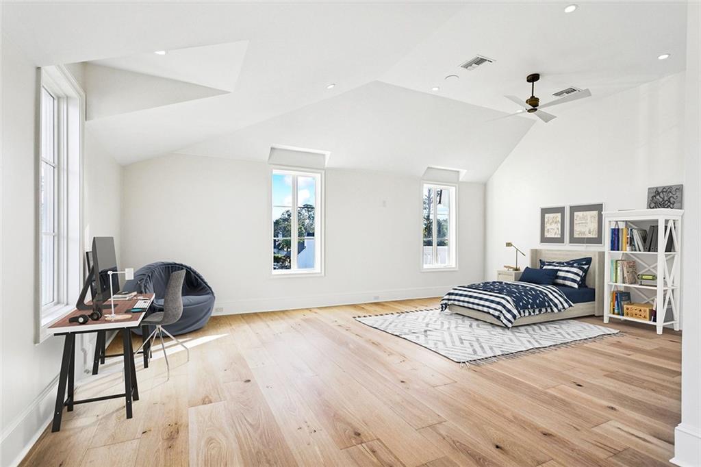 Mandeville, Louisiana 70471, United States, 10 Bedrooms Bedrooms, ,12 BathroomsBathrooms,Residential,Active,239375