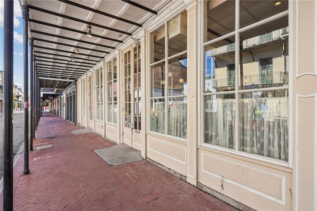 1202-08 DECATUR Street