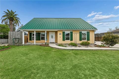 1321 AVENUE A Avenue Marrero LA 70072