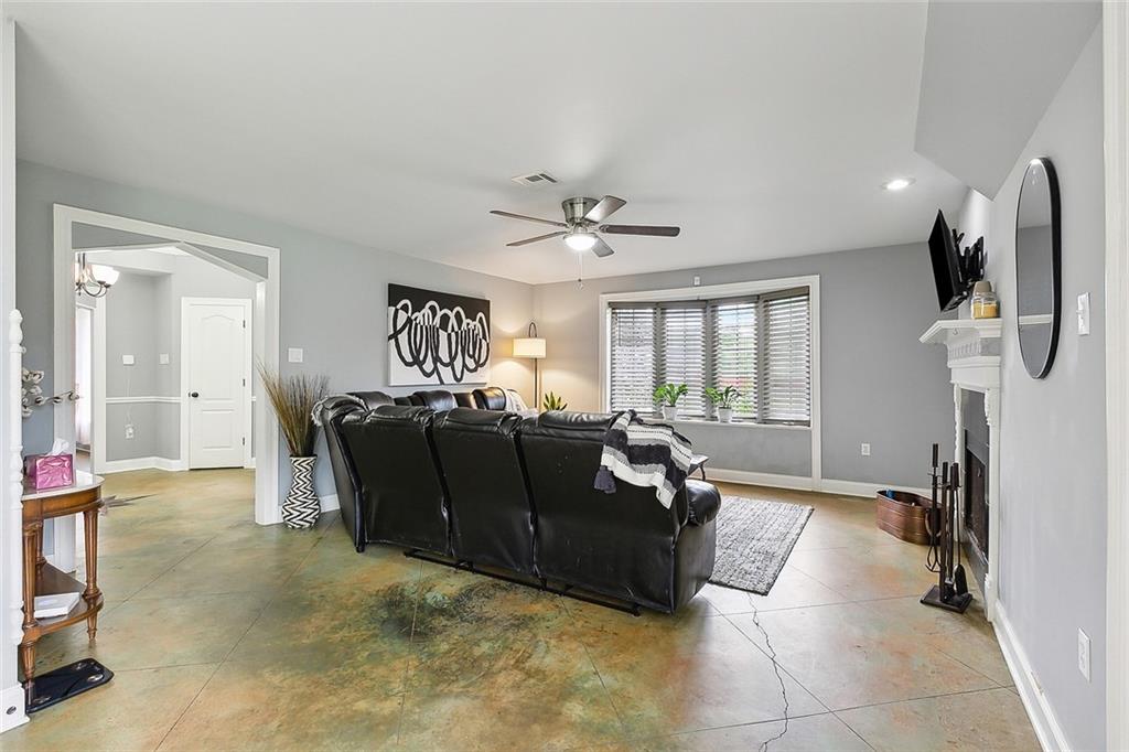 15239 ARLEEN NORMAND Drive