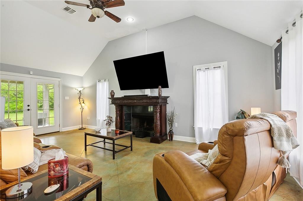 15239 ARLEEN NORMAND Drive