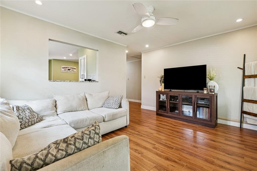 2014 ELLEN PARK Place