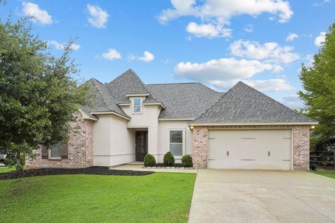 Photo of 1004 CYPRESS CROSSING Drive, Madisonville, LA 70447 (MLS # 2556054)