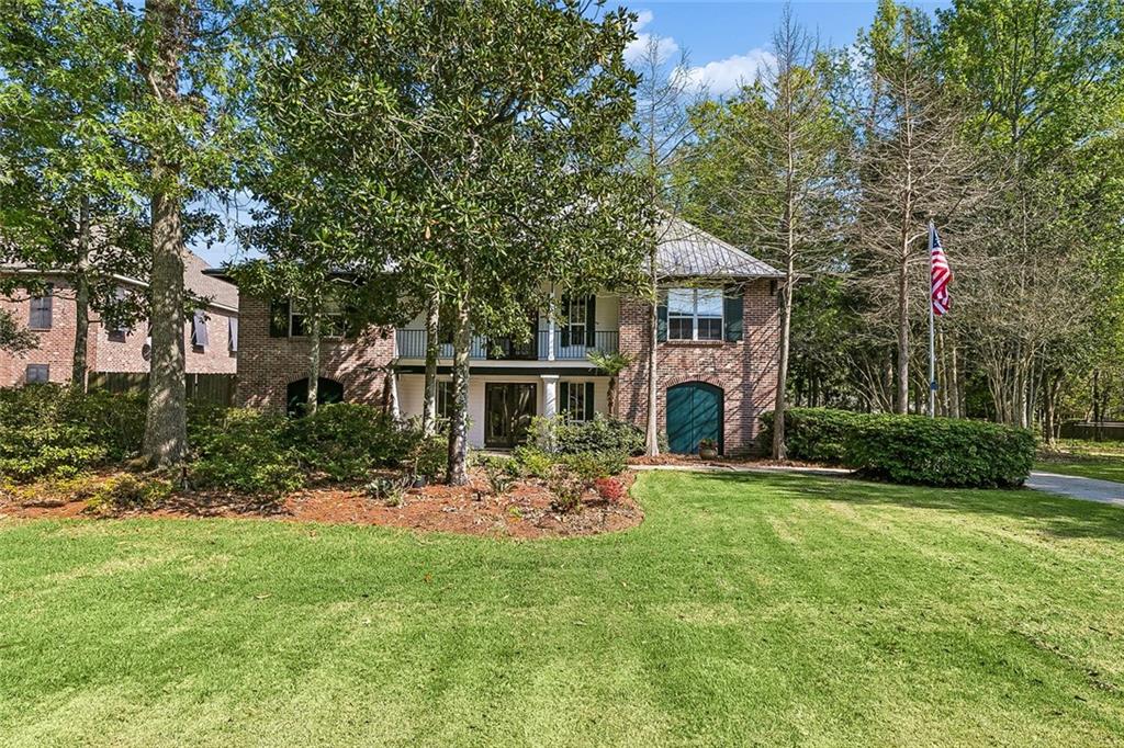 480 E CHASE Court