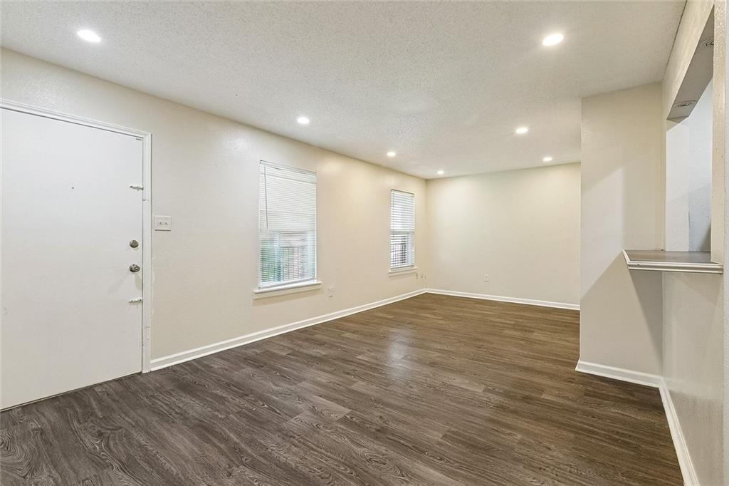1161 LAKE Avenue 222
