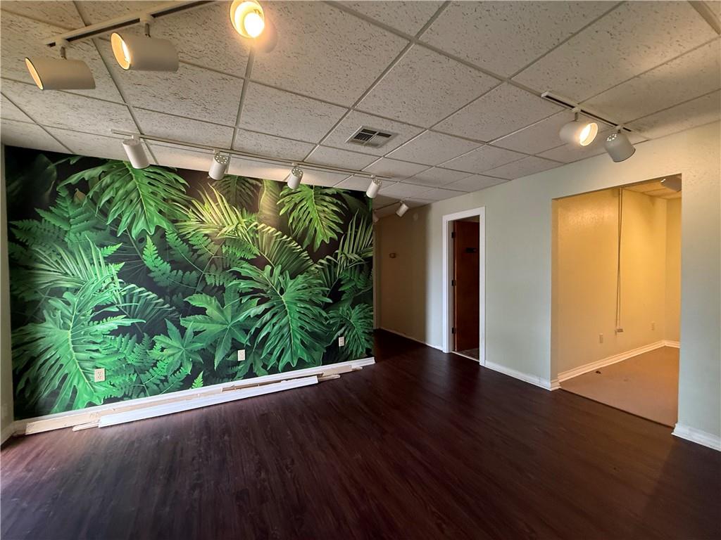 131 LAKEWOOD Drive 1