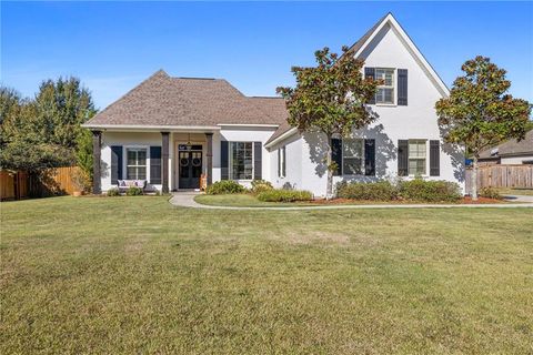 172 COQUILLE Drive Madisonville LA 70447
