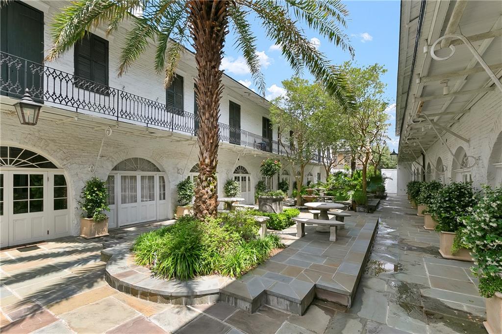 716 GOVERNOR NICHOLLS Street C