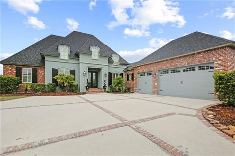 1125 LAKESHORE Boulevard Slidell LA 70461