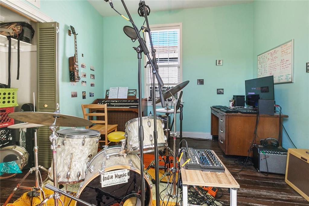 New Orleans, Louisiana 70117, United States, 2 Bedrooms Bedrooms, ,2 BathroomsBathrooms,Residential,Active,254881