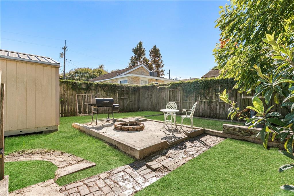 New Orleans, Louisiana 70117, United States, 2 Bedrooms Bedrooms, ,2 BathroomsBathrooms,Residential,Active,254881