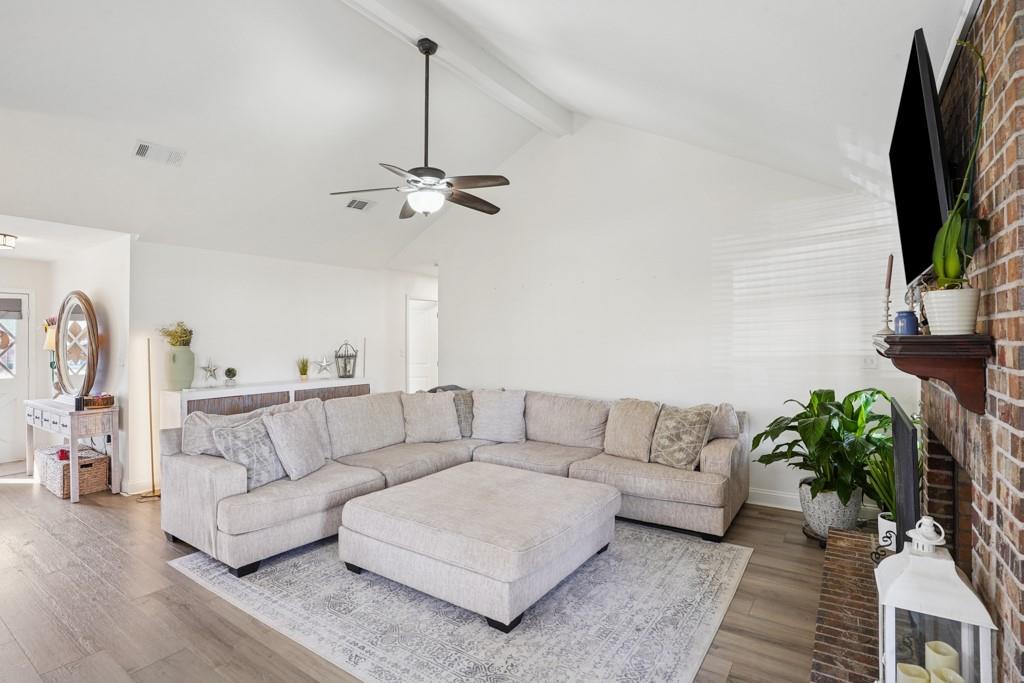 231 CAROLE Drive