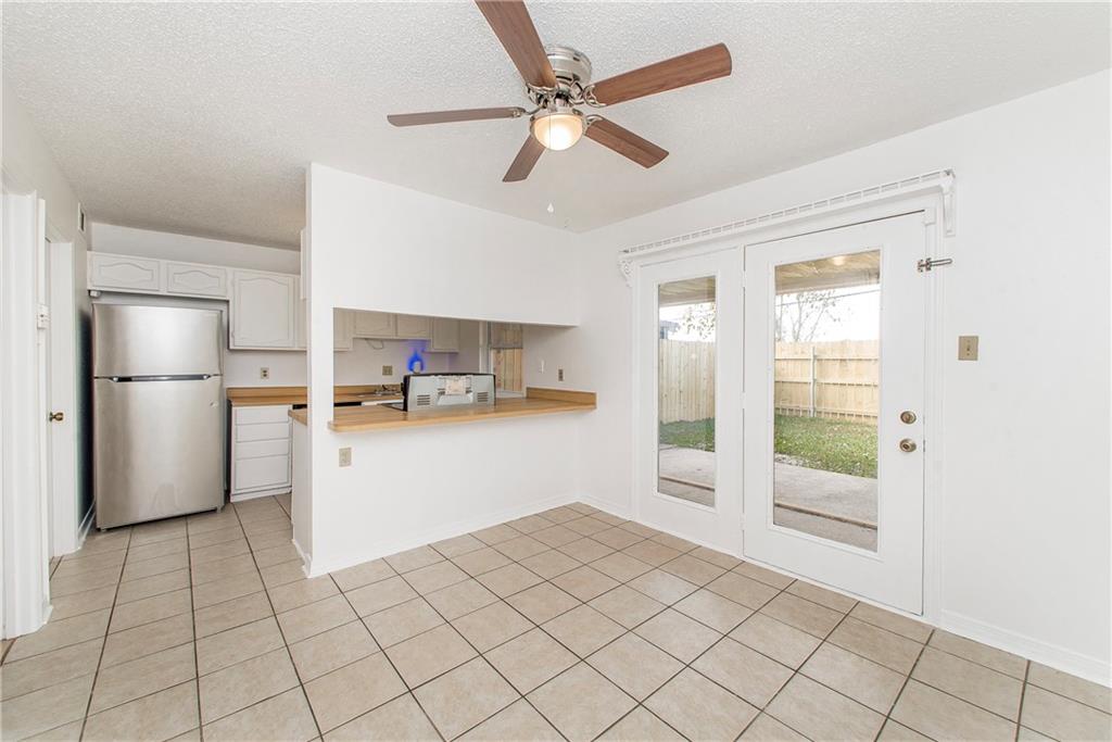 305 ORMOND MEADOWS Drive B