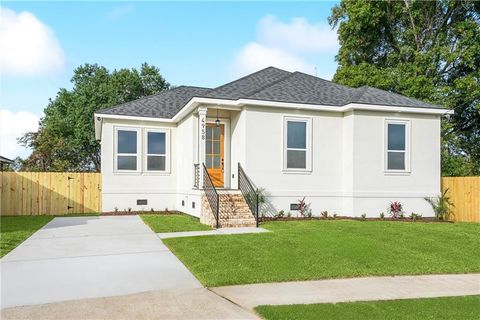 4958 SANDALWOOD Street New Orleans LA 70127