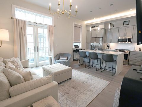 731 ST CHARLES Avenue 305 New Orleans LA 70130