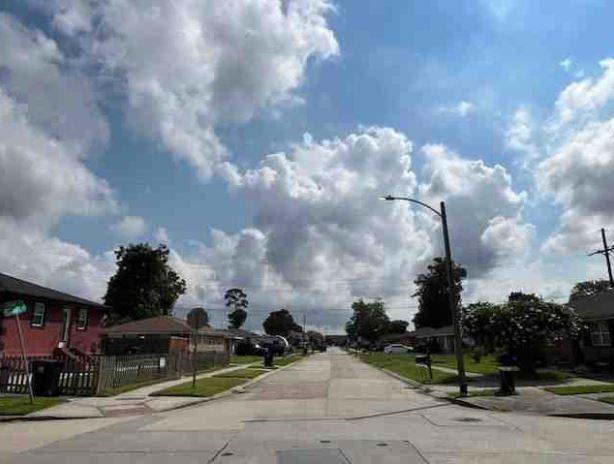 2229 KENNETH Drive