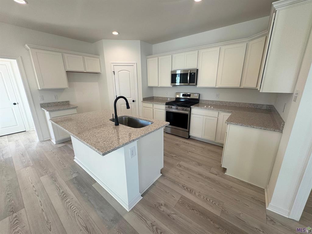 60812 Fairfax Drive
