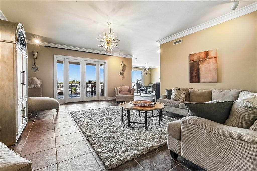 232 LAKE MARINA Drive 3C