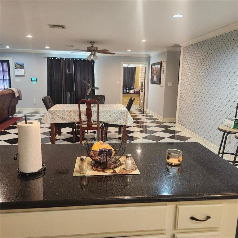 3609 VENTURA Drive