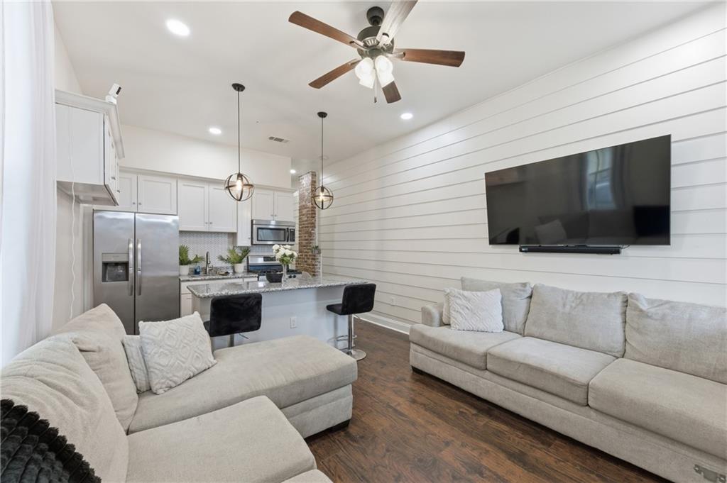 735-37 HANCOCK Street