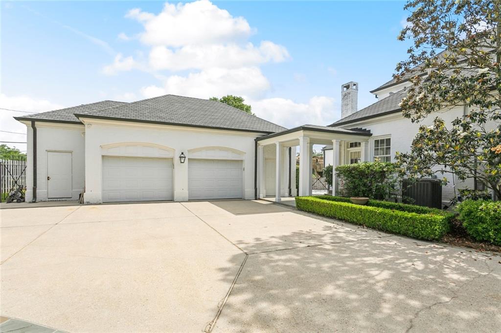 54 BERESFORD Drive