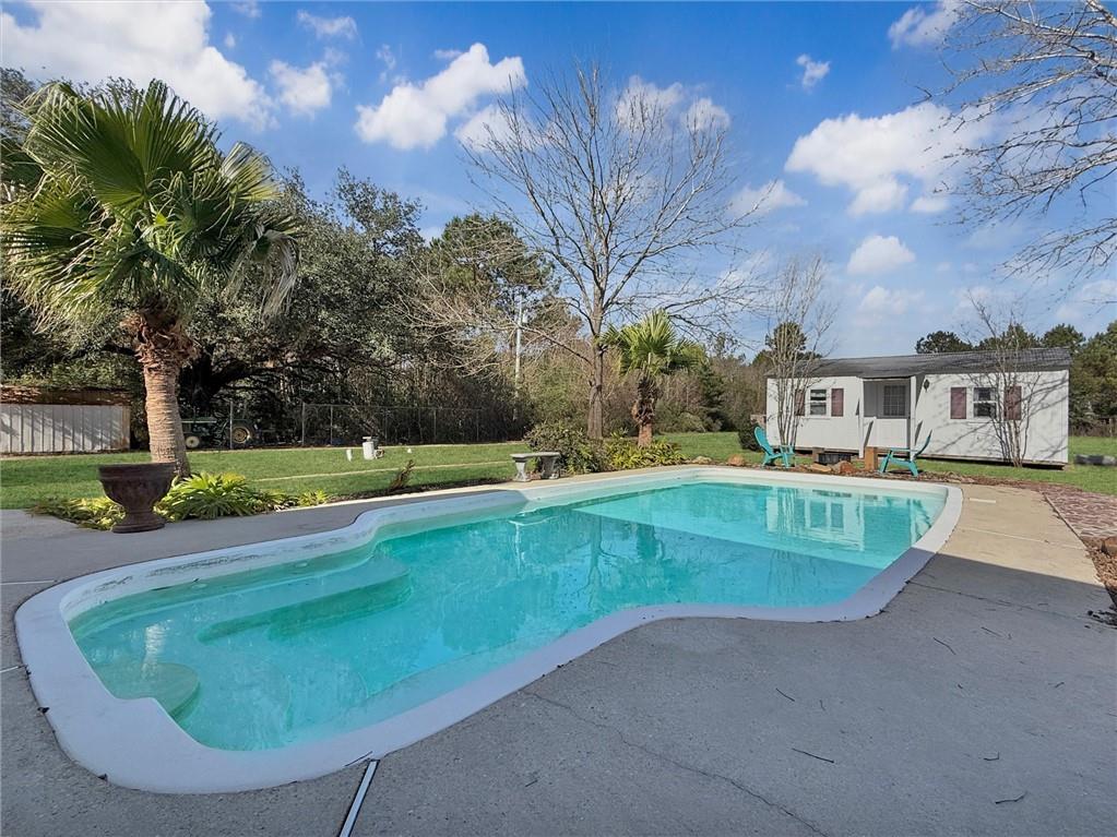 73033 DOUBLE BS Road