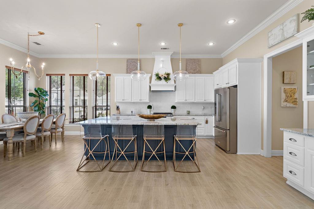 Madisonville, Louisiana 70447, United States, 4 Bedrooms Bedrooms, ,3 BathroomsBathrooms,Residential,Pending,78364