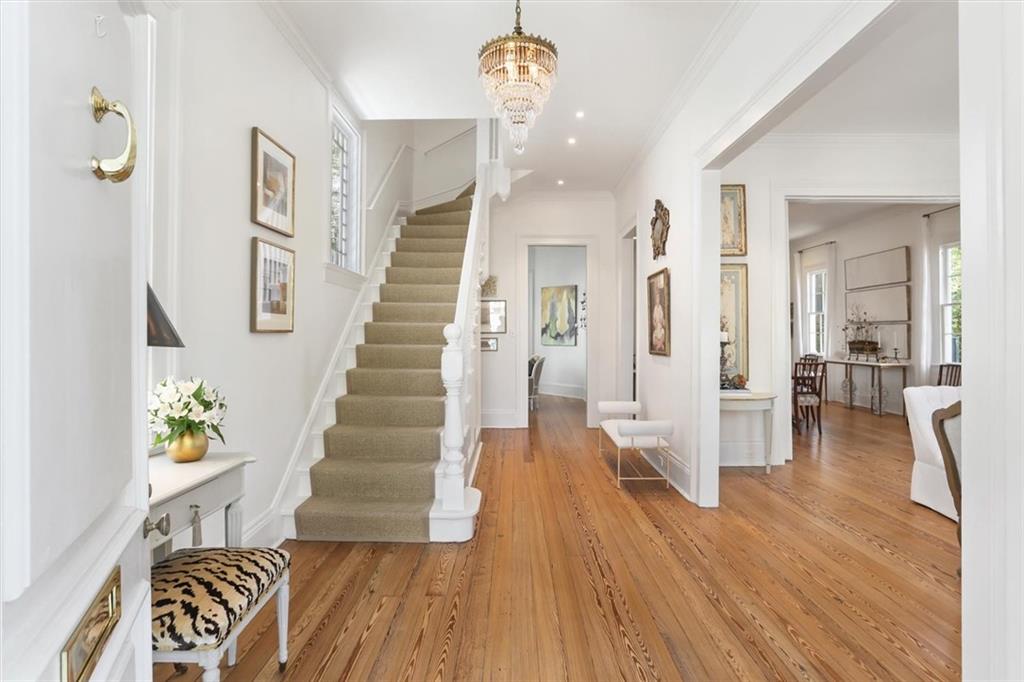 5240 PRYTANIA Street