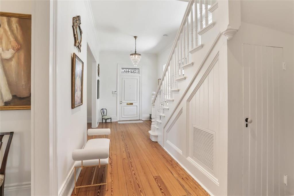 5240 PRYTANIA Street