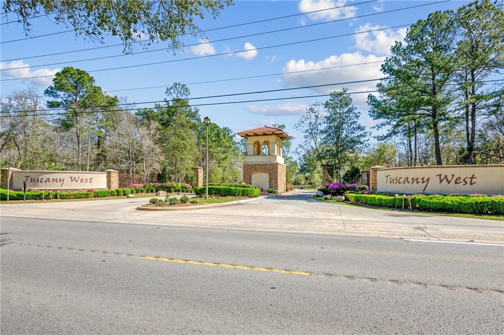 Covington, Louisiana 70433, United States, 4 Bedrooms Bedrooms, ,2 BathroomsBathrooms,Residential,Active,100030